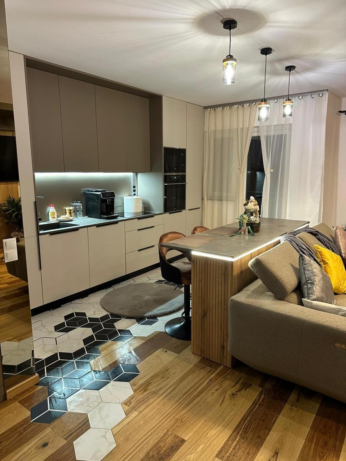 Apartament De Lux Andre 시비우 외부 사진